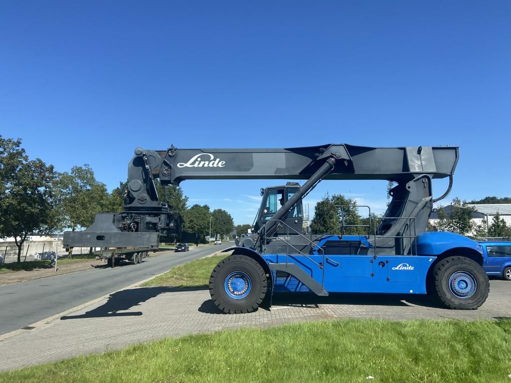 Linde-C4531TL-Vollcontainer Reachstacker