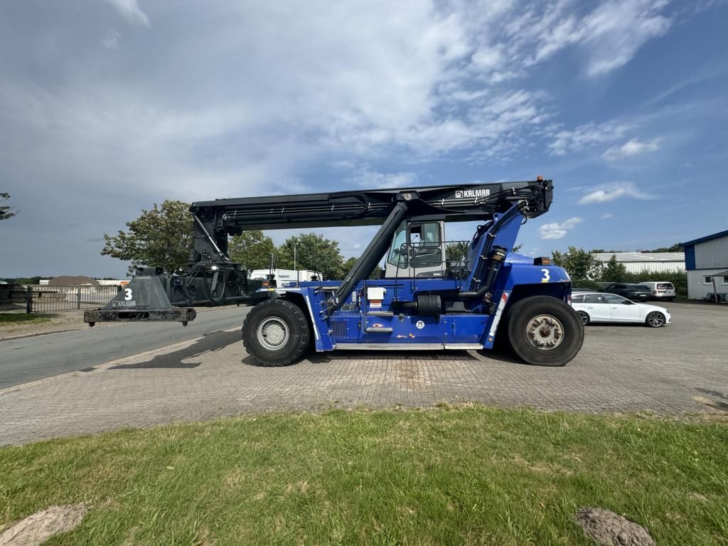 Kalmar-DRF420-60S5-Vollcontainer Reachstacker