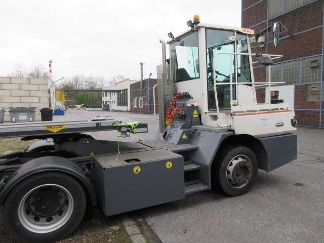 MAFI T230 Tractor Industrial www.hinrichs-forklifts.com