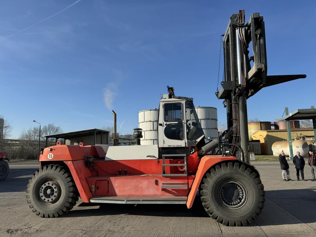 SMV SMV 42-1200B Schwerlaststapler - Diesel www.hinrichs-forklifts.com
