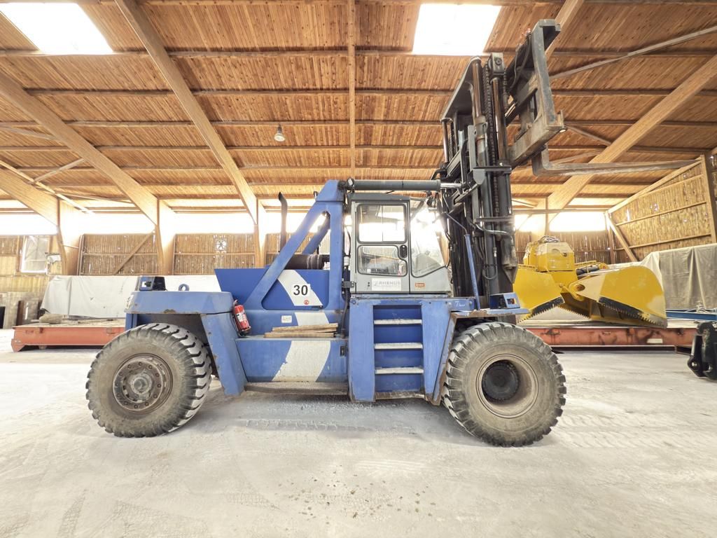 Kalmar-DCD28-1200LB-Schwerlaststapler - Diesel