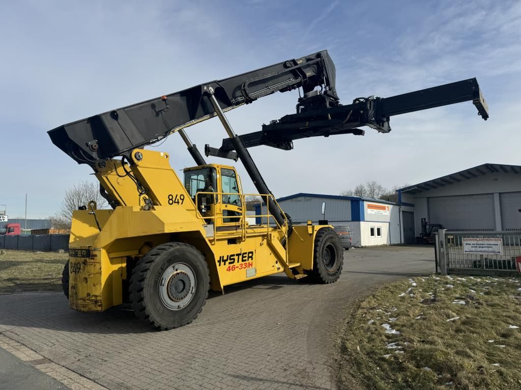 Hyster RS4633IH Full-container reach stacker 