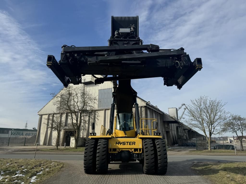 Hyster RS4633IH Full-container reach stacker 
