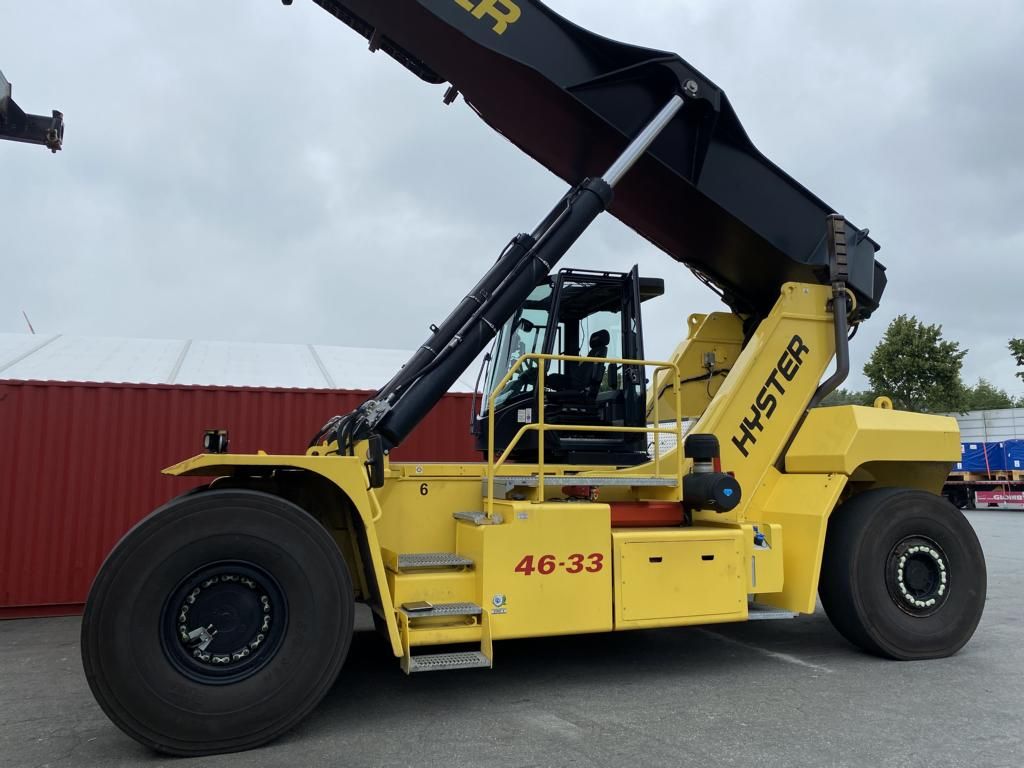Hyster RS46-33XD-62 Full-container reach stacker 