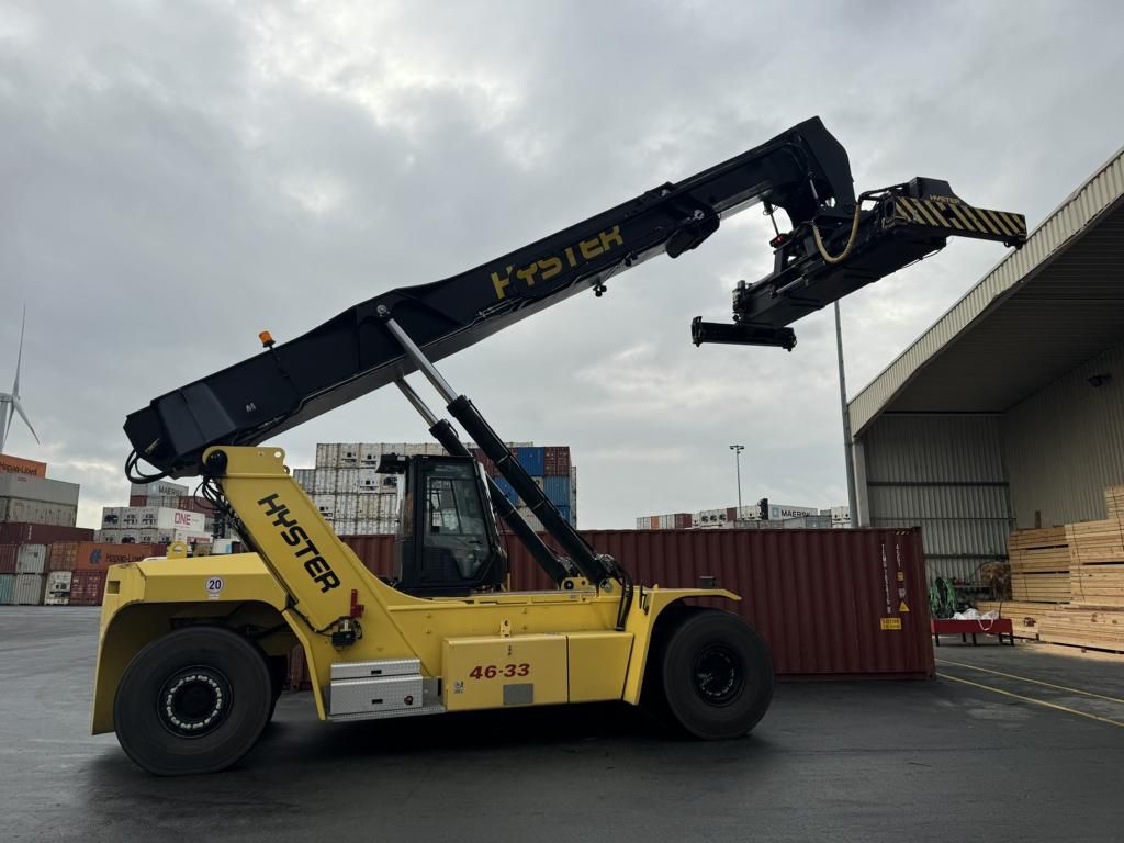 Hyster RS46-33XD-62 Full-container reach stacker 