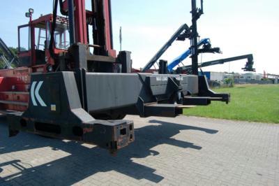 Attachments-Kalmar-Spreader