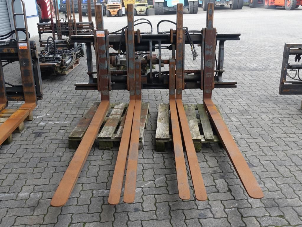 Kaup Dreifachpalettenklammer 10T419-4-6 Doppelpalettengabel www.hinrichs-forklifts.com