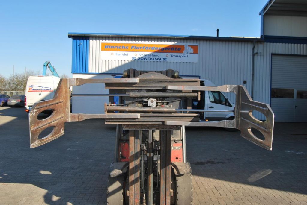 Cascade 44GBCRA724 Pinza per balle www.hinrichs-forklifts.com