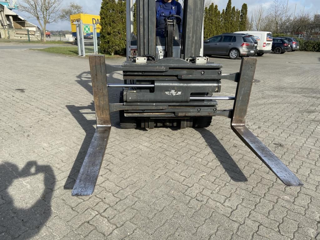 Cascade Klammergabel 50D-CFR-B622 Pinza de horquillas www.hinrichs-forklifts.com