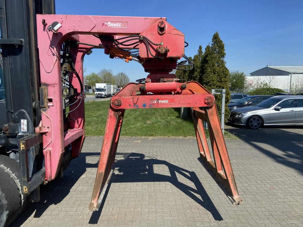 *Sonstige HG1T Steinklammer www.hinrichs-forklifts.com