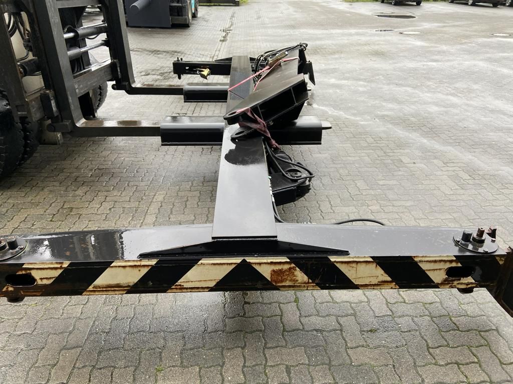 *Sonstige 20.000 kg Top-Spreader 20 Top-Spreader www.hinrichs-forklifts.com