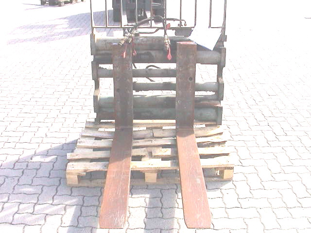 Seith Klammergabel 25621 Fork clamps www.hinrichs-forklifts.com