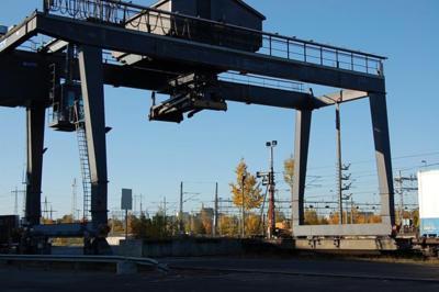 Chariot porte-conteneur plein-Munck-Containerbruecke Munck