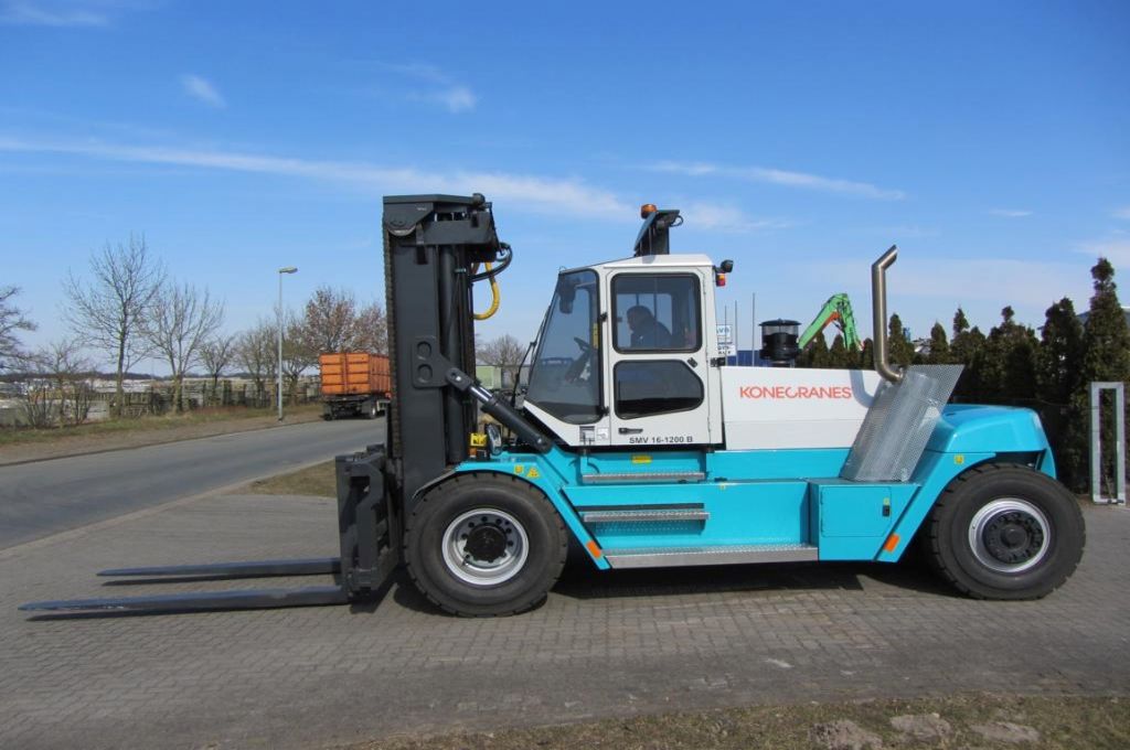 SMV SMV16-1200B Heavy Forklift - Diesel www.hinrichs-forklifts.com