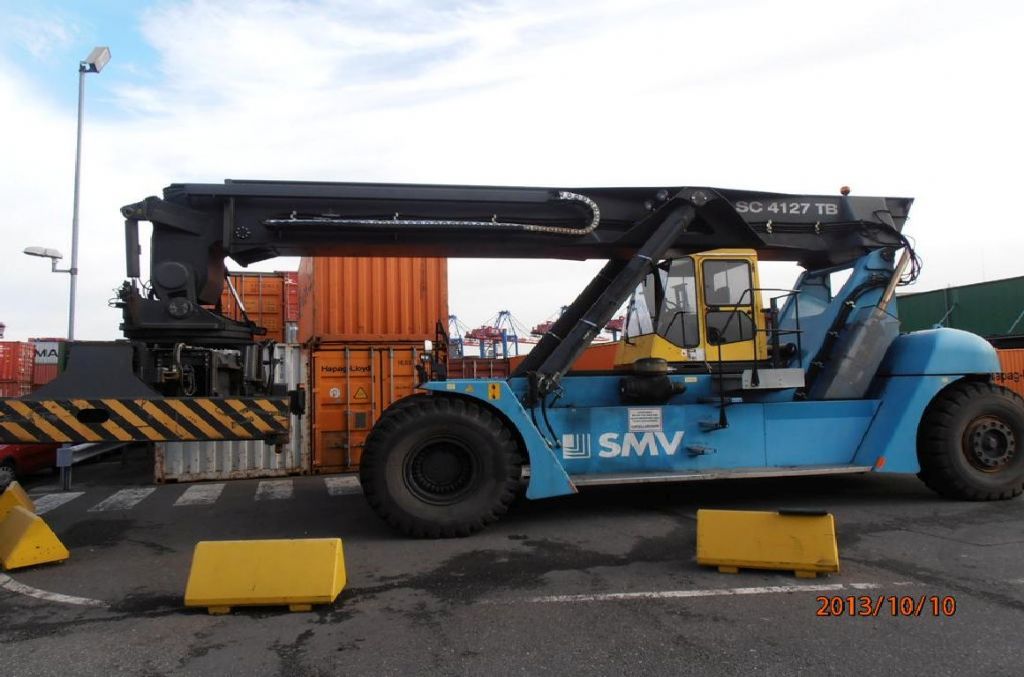SMV SC4127TB5 Full-container reach stacker www.hinrichs-forklifts.com