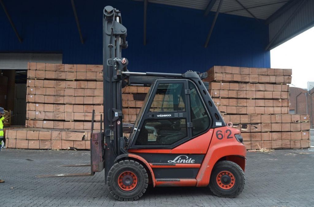 Linde H70D Diesel Forklift www.hinrichs-forklifts.com