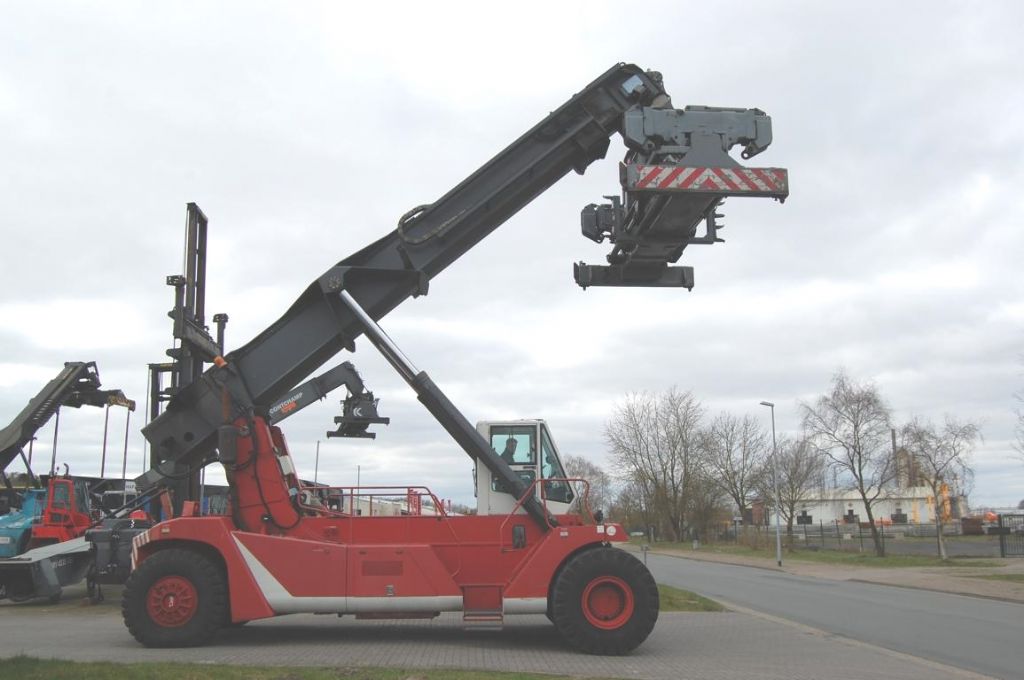 Reachstacker-CVS Ferrari-F198