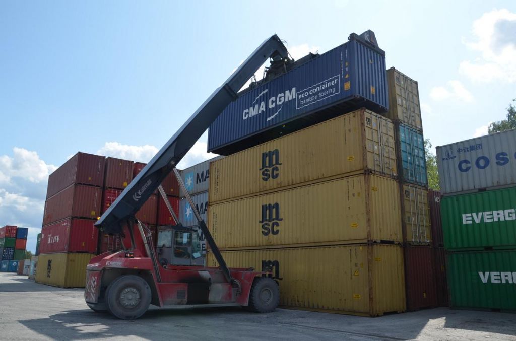 Kalmar DRF450-60-S5 Full-container reach stacker www.hinrichs-forklifts.com