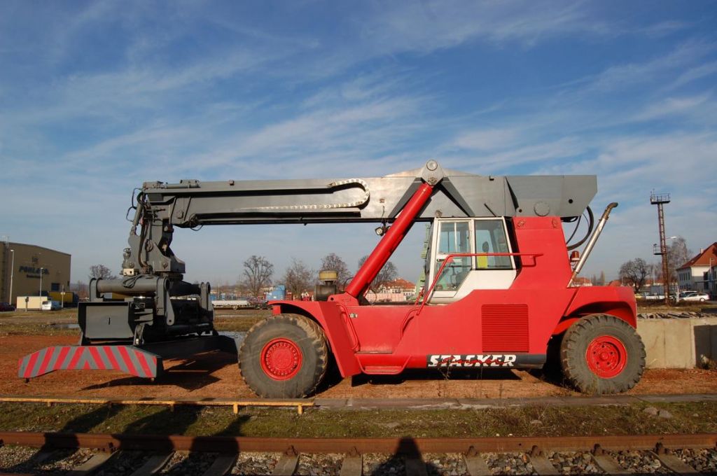 Full Container Reachstacker-PPM-GSM40