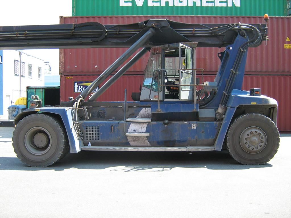 Kalmar DRF100-54-S6 Empty Container Reachstacker www.hinrichs-forklifts.com