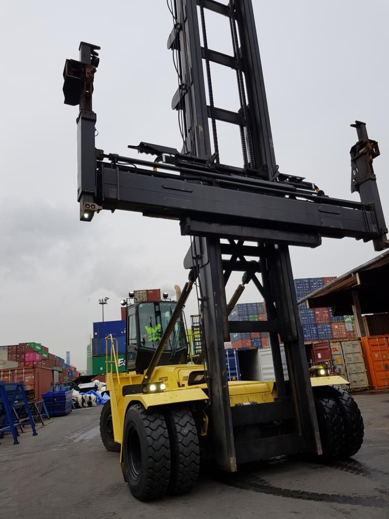 Carretilla portacontenedores vaca-Hyster-H22XM-12EC