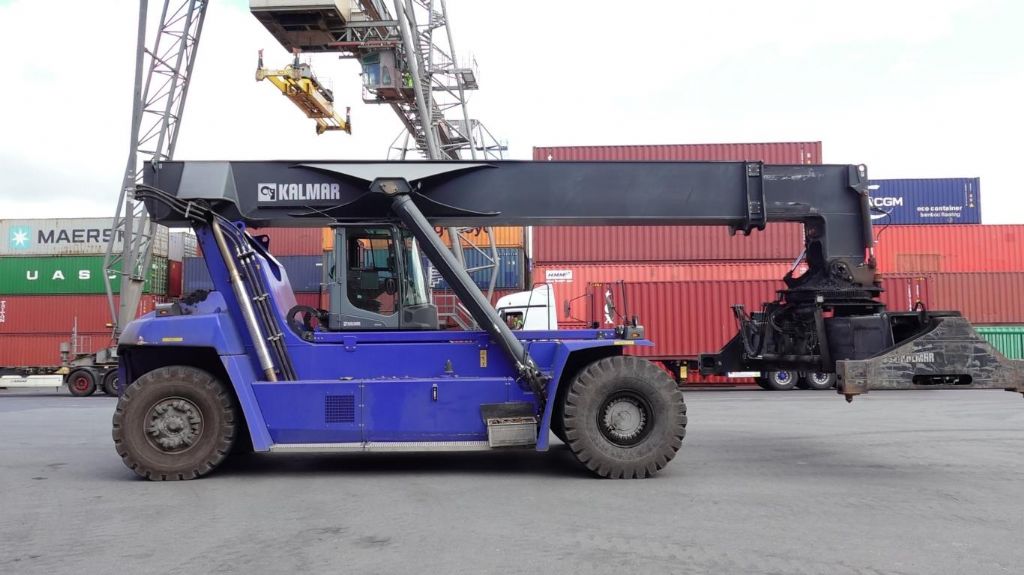Kalmar DRG450-60S5 Full-container reach stacker www.hinrichs-forklifts.com