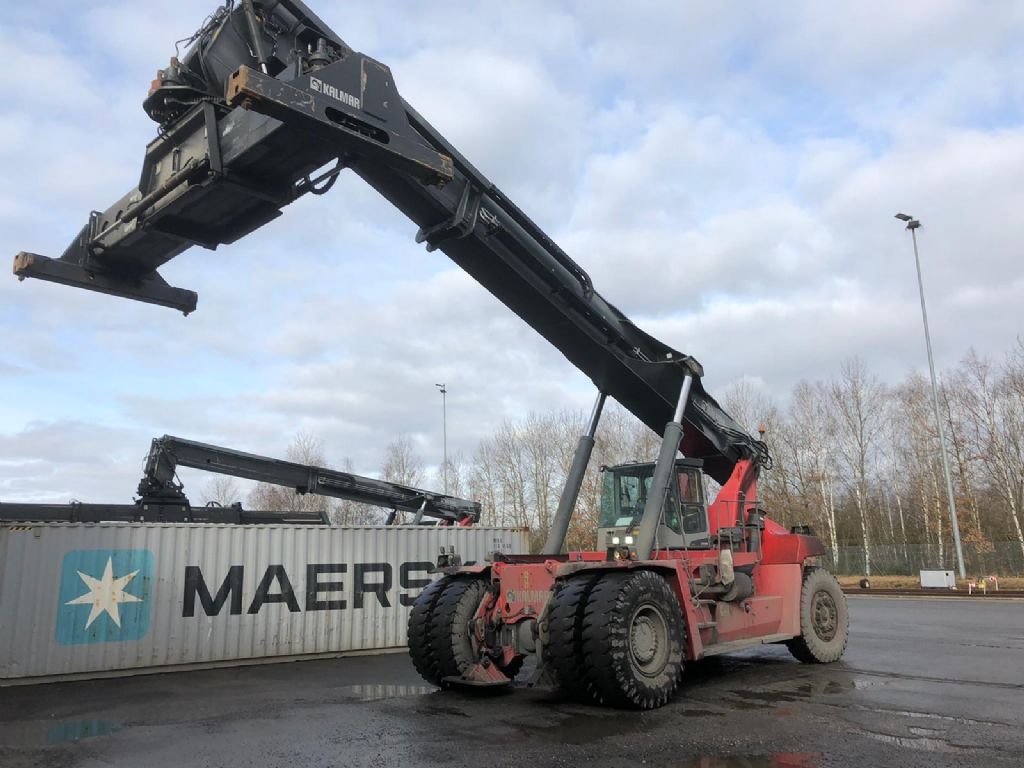 Kalmar DRF450-65S5XS Full-container reach stacker www.hinrichs-forklifts.com