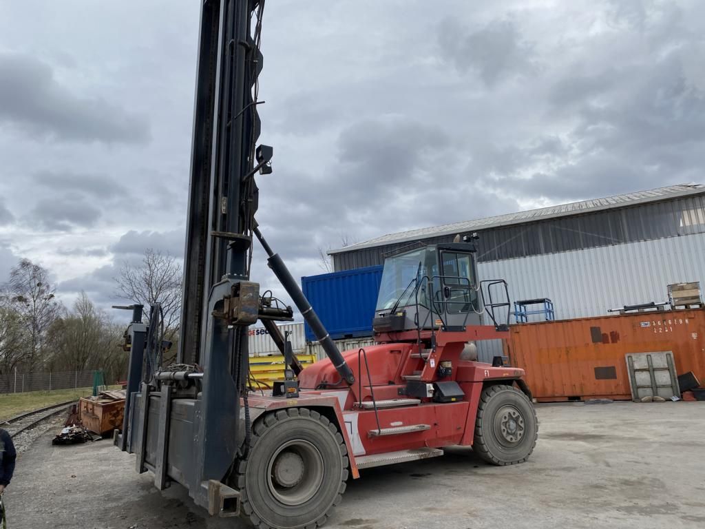 Kalmar DCF100-45E5 Leer Containerstapler www.hinrichs-forklifts.com