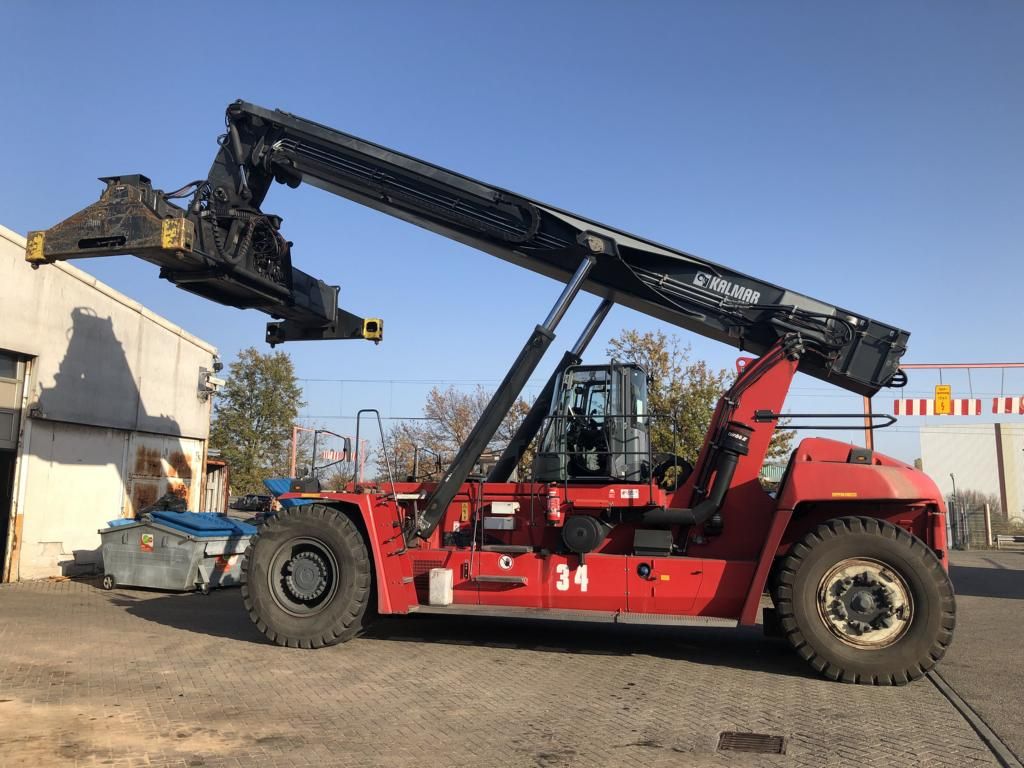 Kalmar DRG450-65S6X Vollcontainer Reachstacker www.hinrichs-forklifts.com