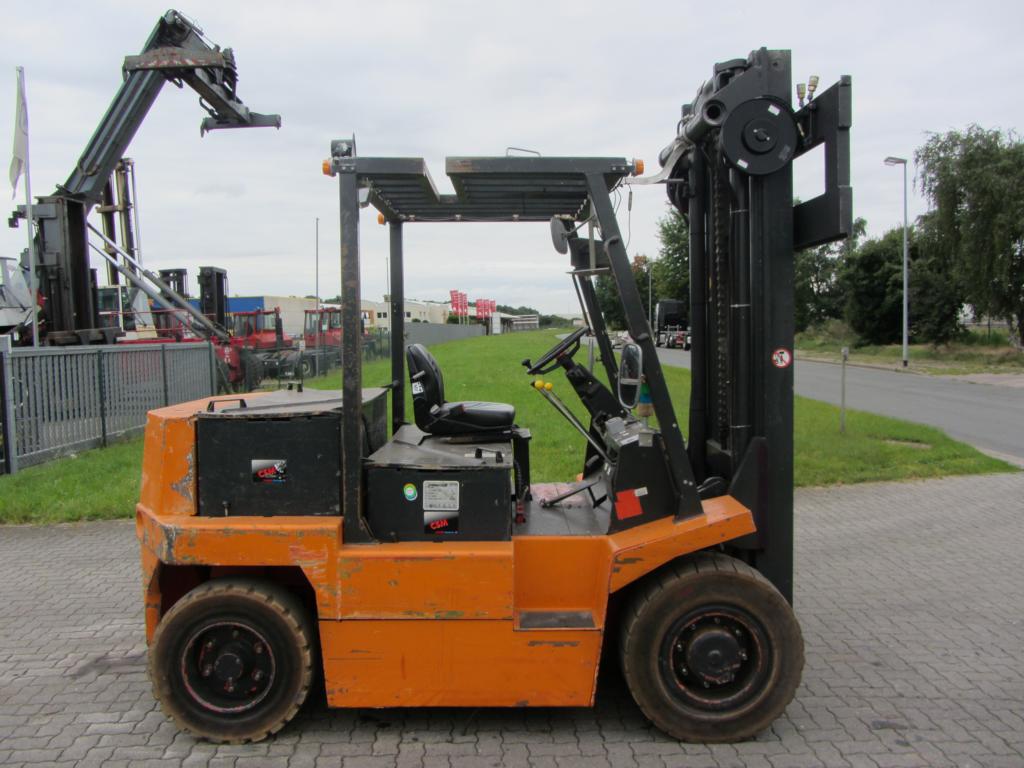 Linde E60 Electric 4-wheel forklift www.hinrichs-forklifts.com