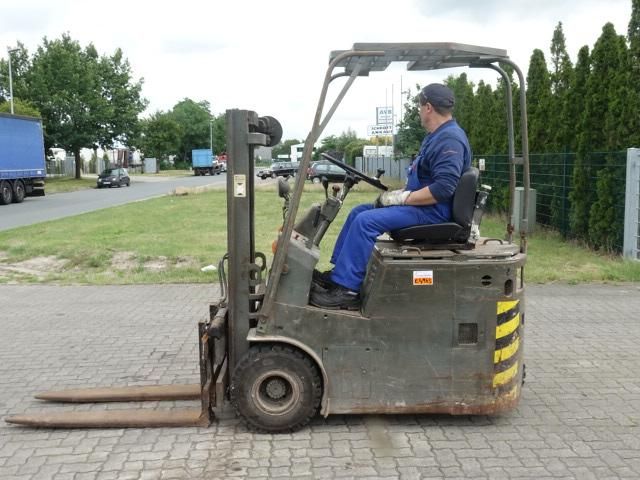 Still FFG1/1425 Electric 3-wheel forklift www.hinrichs-forklifts.com