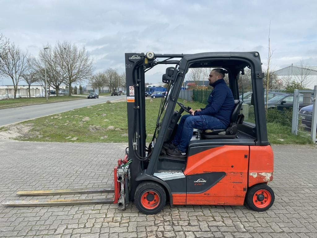 Linde E20PH-02 Electric 4-wheel forklift www.hinrichs-forklifts.com
