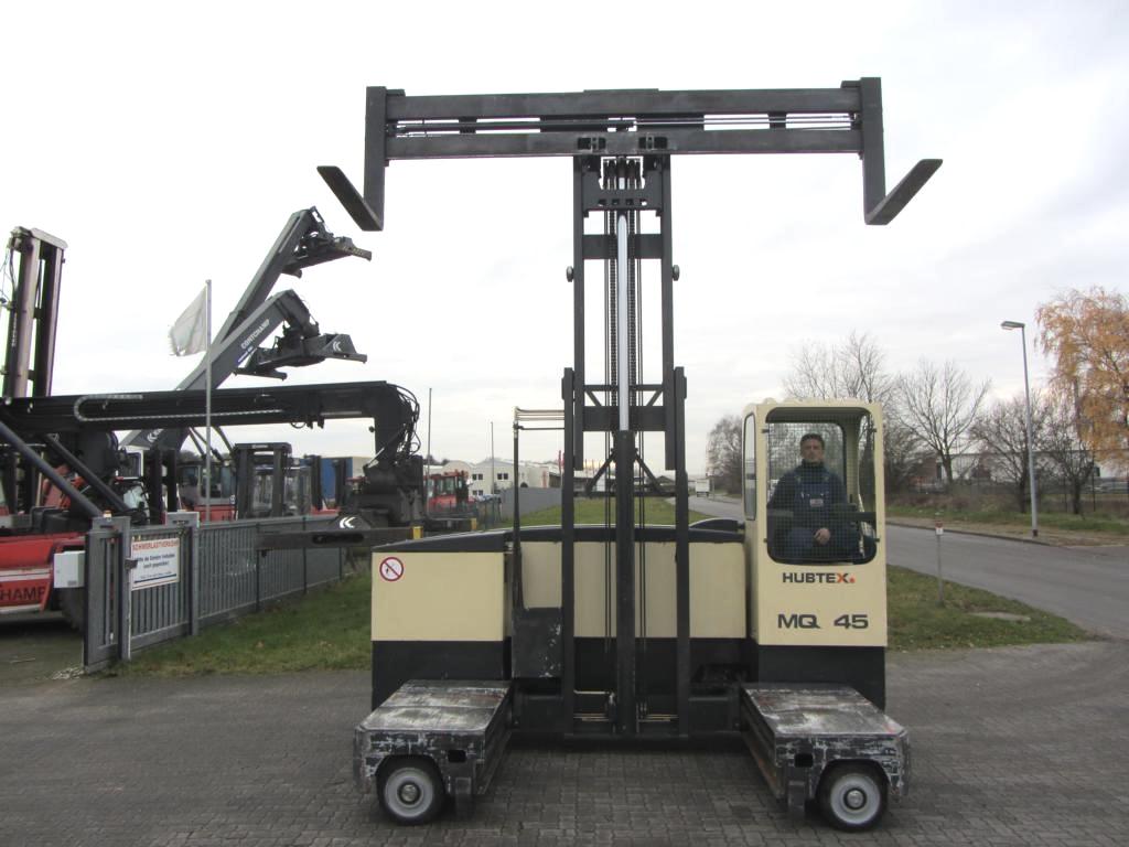 Hubtex MQ45 Four-way side loader www.hinrichs-forklifts.com