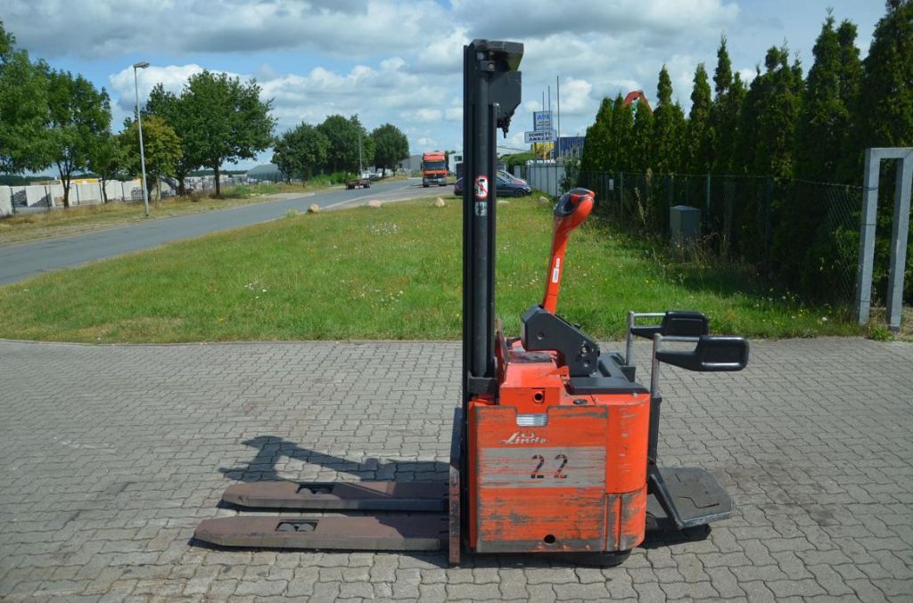 Carrello da magazzino-Linde-L14AP