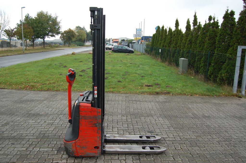 Linde L12 Hochhubwagen www.hinrichs-forklifts.com