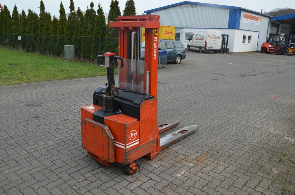 Champion lsv6000. BT LSV 1250 штабелер. ASAV Wind Stapler SL-50b штабелер. Штабелер Горна Оряховица Тип 10 16.