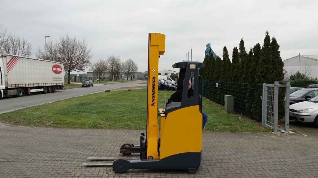 Reach Truck-Jungheinrich-ETV114