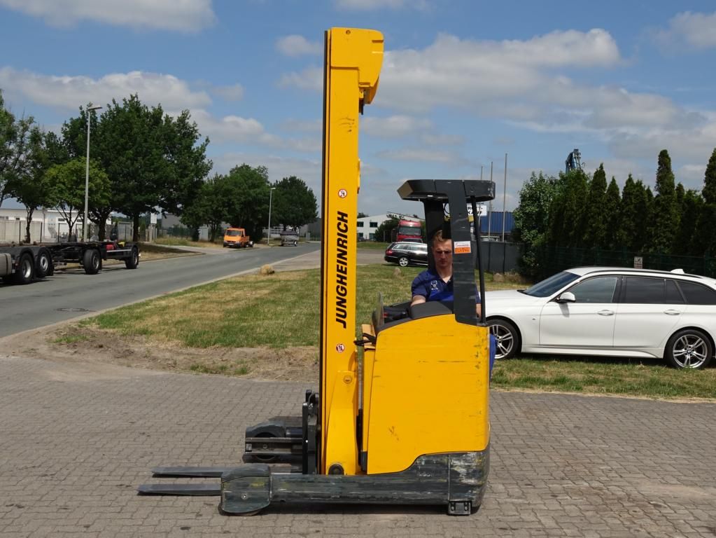 Jungheinrich ETV216 Reach Truck www.hinrichs-forklifts.com