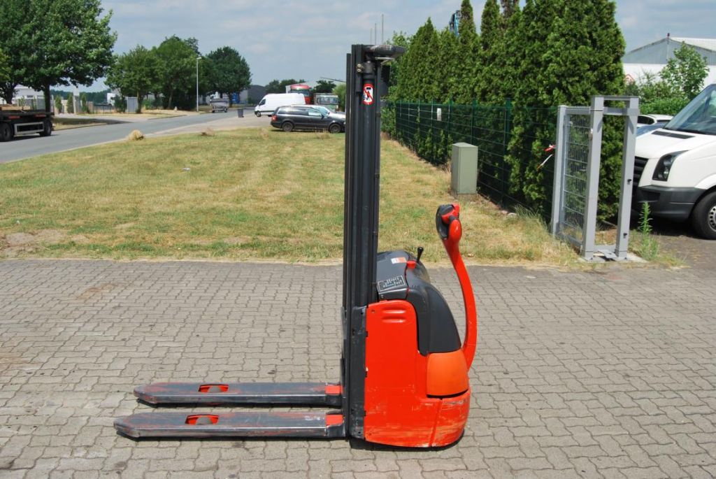 Linde L10 Hochhubwagen www.hinrichs-forklifts.com