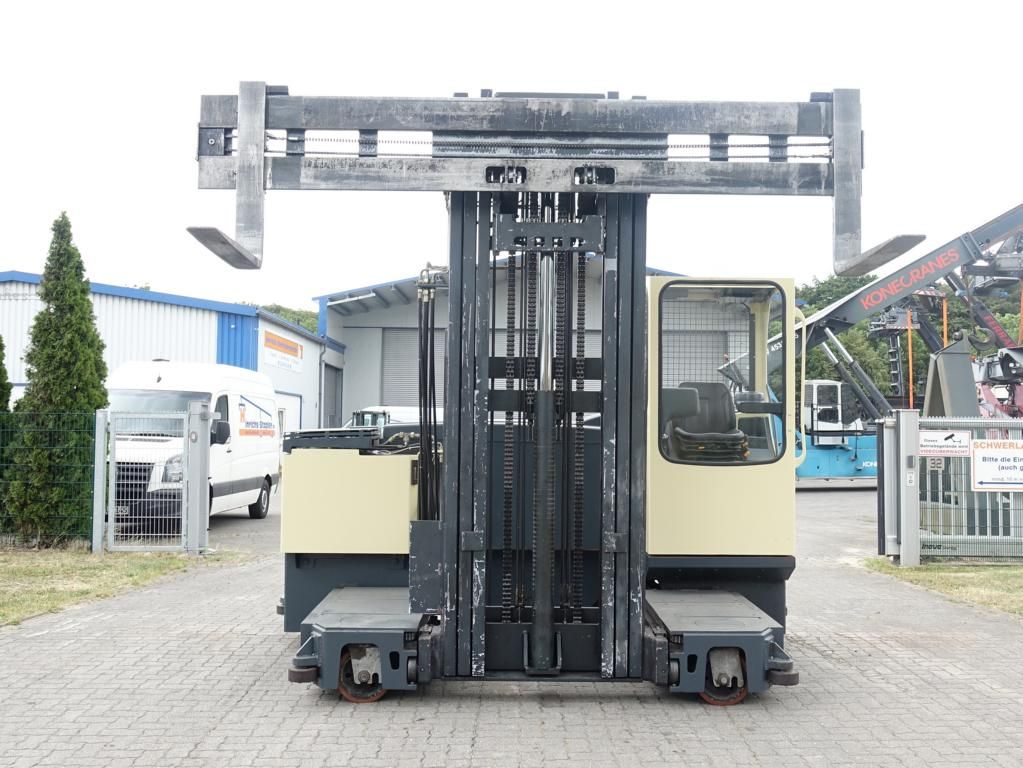 Hubtex MQ30 Chariot latral quadri-directionnel www.hinrichs-forklifts.com