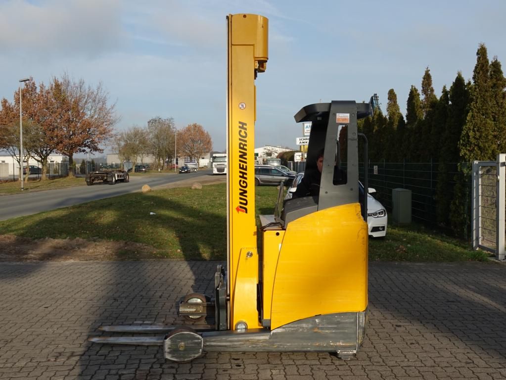 Reach Truck-Jungheinrich-ETV214