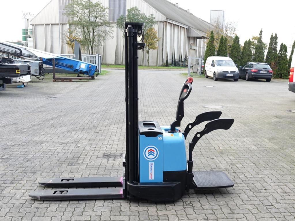 Hanselifter E1546FH Mquinas con timn www.hinrichs-forklifts.com