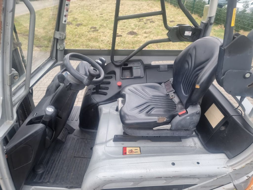 Still RX20-18 Electric 3-wheel forklift 