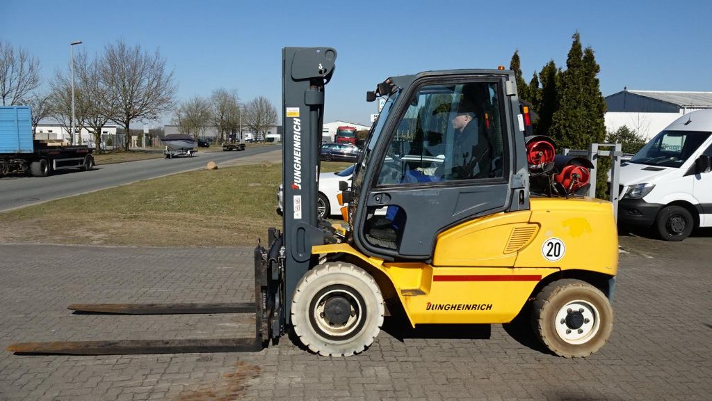 Jungheinrich TFG550G517DZ Frontale Gpl www.hinrichs-forklifts.com