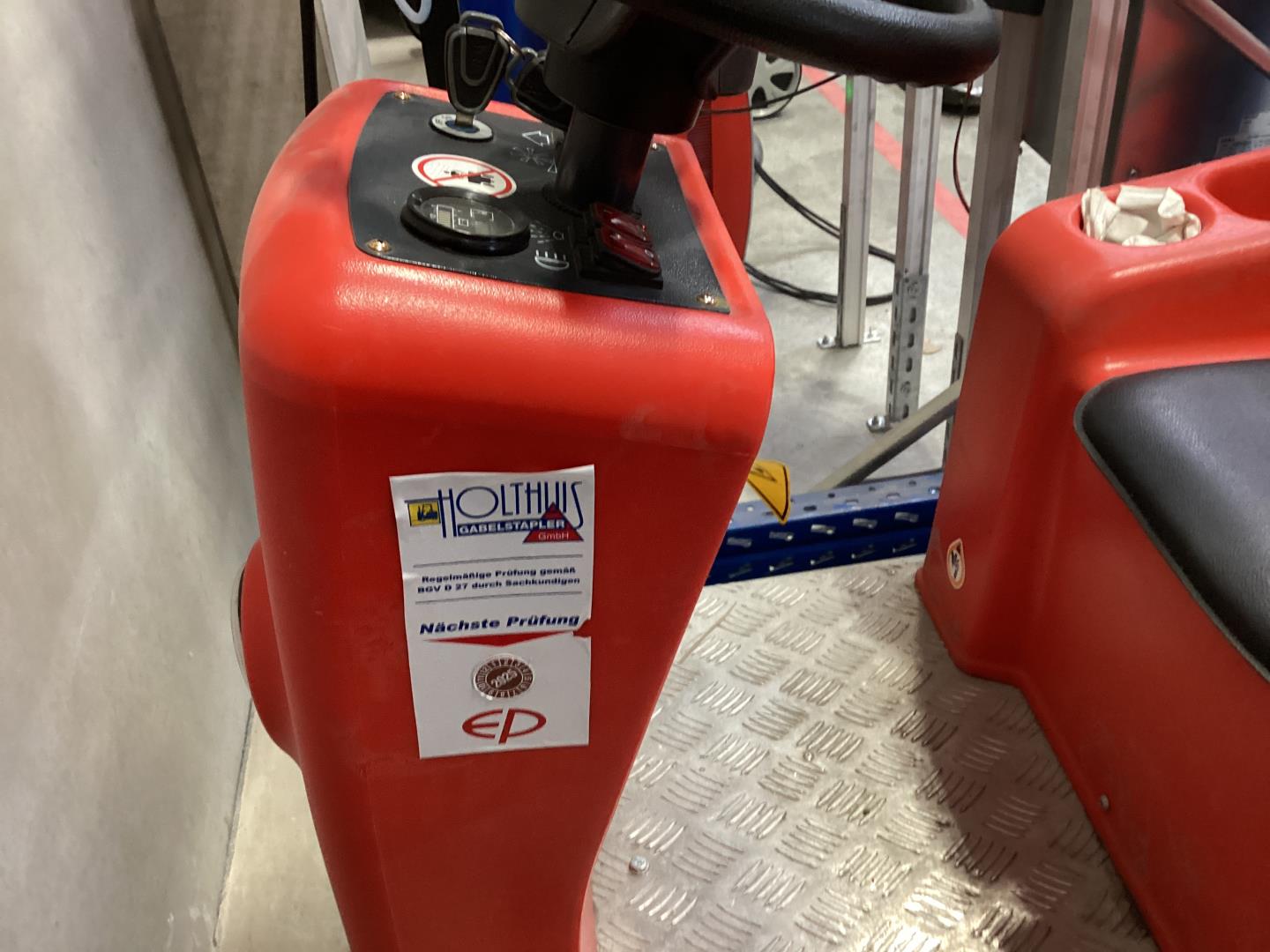 EP-ZL-J1100-Kehrmaschine-www.holthuis-gabelstapler.de