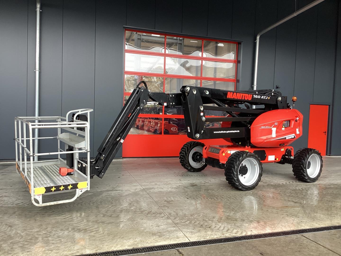 Manitou-160 ATJ+-Gelenkarbeitsbhne-www.holthuis-gabelstapler.de