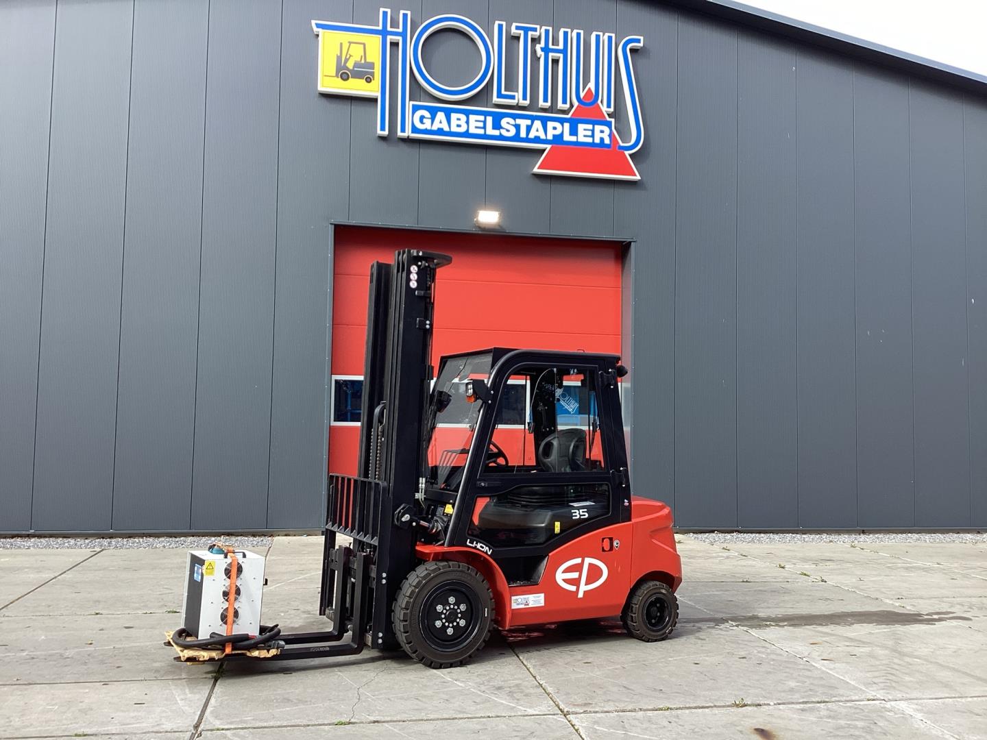 EP-EFL353 S-Elektro 4 Rad-Stapler-www.holthuis-gabelstapler.de