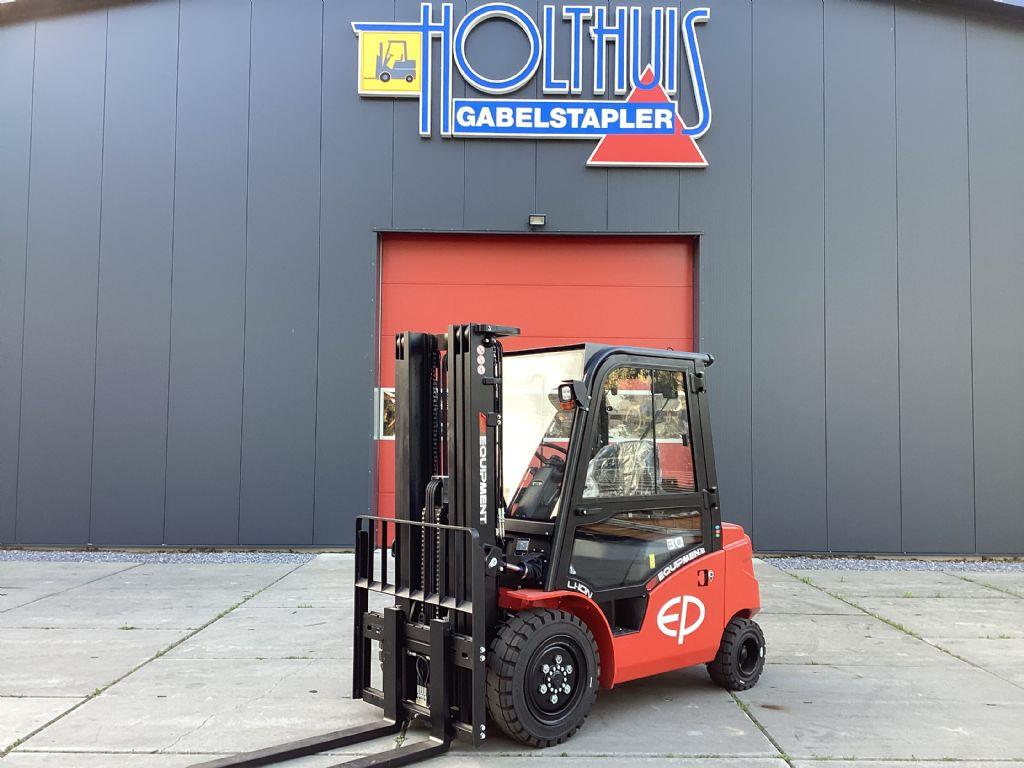 EP-EFL303 S-Elektro 4 Rad-Stapler-www.holthuis-gabelstapler.de