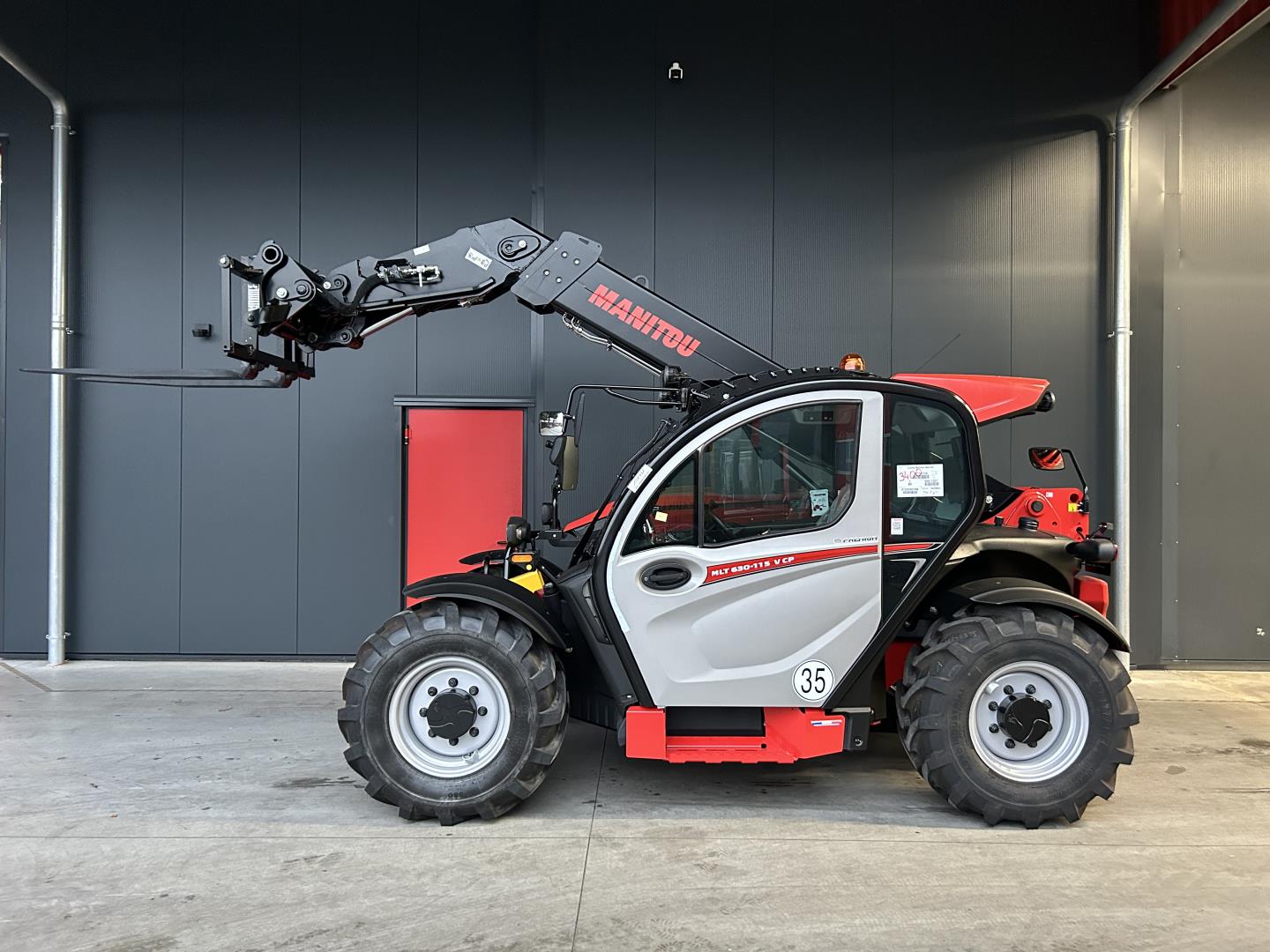 Manitou-MLT 630 115D V CP ST5 S1-Teleskopstapler starr-www.holthuis-gabelstapler.de