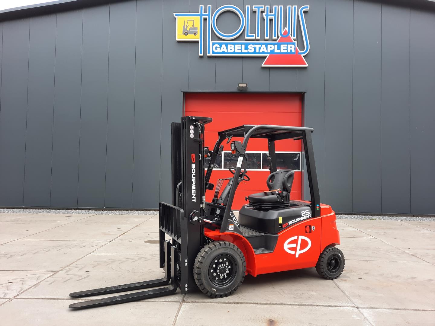 EP-EFL253 P-Elektro 4 Rad-Stapler-www.holthuis-gabelstapler.de